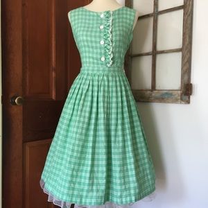Vintage green & white gingham skirt and blouse set